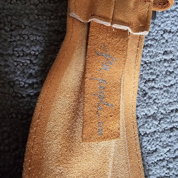 Set Of 2 Suede Free People Belts - Picture 4 of 4